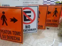 Señales para obras en triplay 
