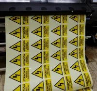 Señales fotoluminiscente riesgo eléctrico impresión Hp Latex